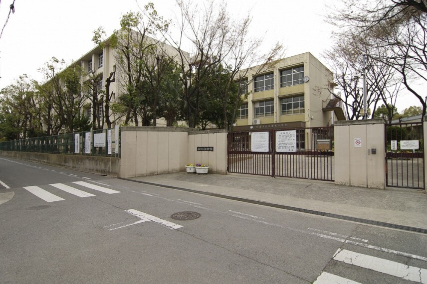 中学校 【中学校】尼崎市立武庫東中学校まで1134m