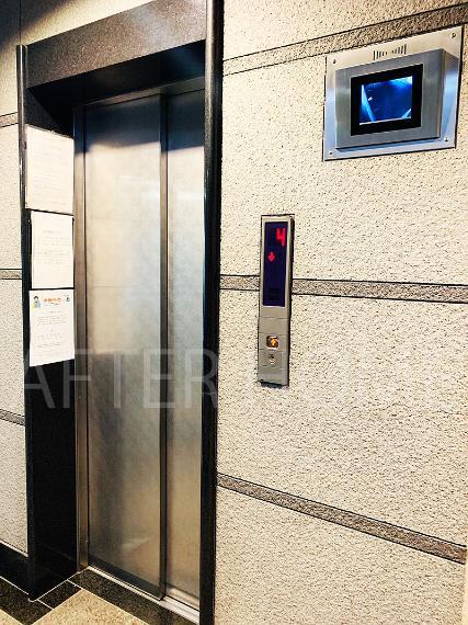 エントランスホール
