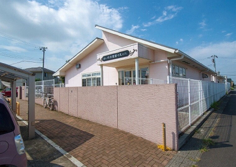 幼稚園・保育園 あい保育園富士見ヶ丘(約90m、徒歩2分/2018年9月撮影)…認可保育園です。保育対象は生後57日~5歳児です。