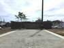 現況写真 現地写真（2020年6月撮影）分譲地内インターロッキングブロック舗装道路