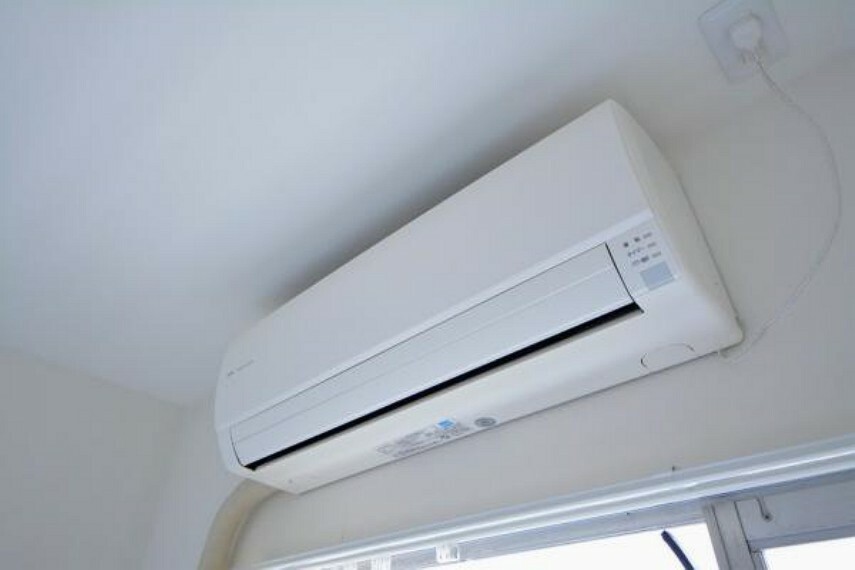 【設備】平成28年設置 居室には冷暖房エアコン