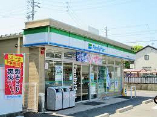 コンビニ ファミリーマート東味鋺3丁目店