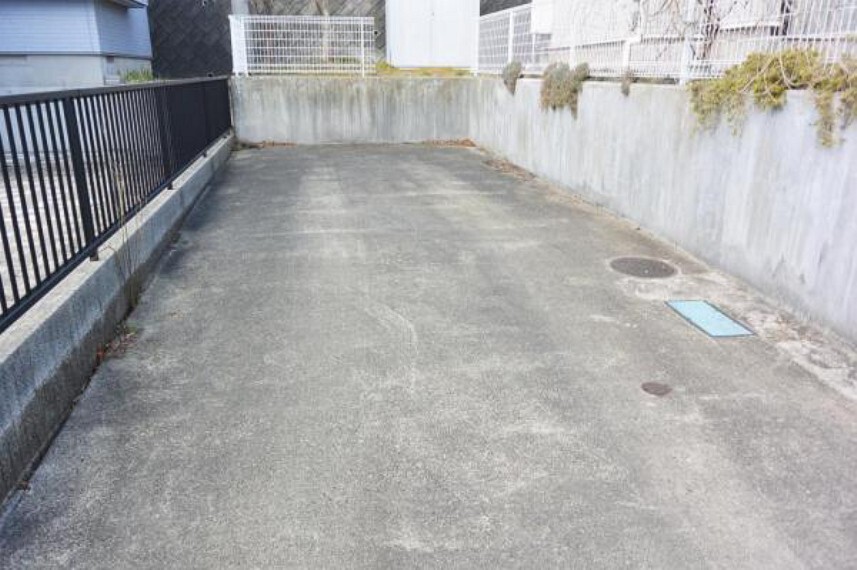 駐車場 駐車スペース