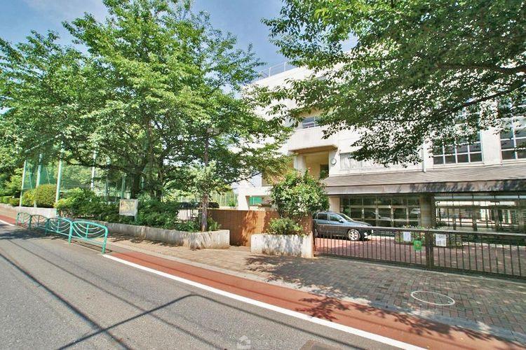 中学校 杉並区立宮前中学校 徒歩9分。