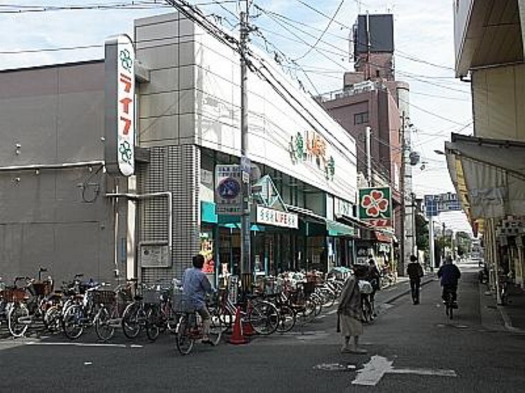 スーパー 【スーパー】ライフ甲子園店まで560m