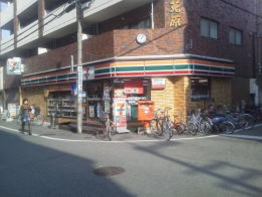 コンビニ 【コンビニエンスストア】セブンイレブン甲子園口2丁目店まで518m