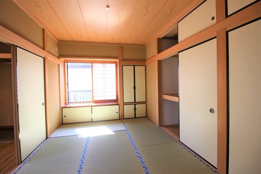 和室 2階にある和室は6帖の広さです。