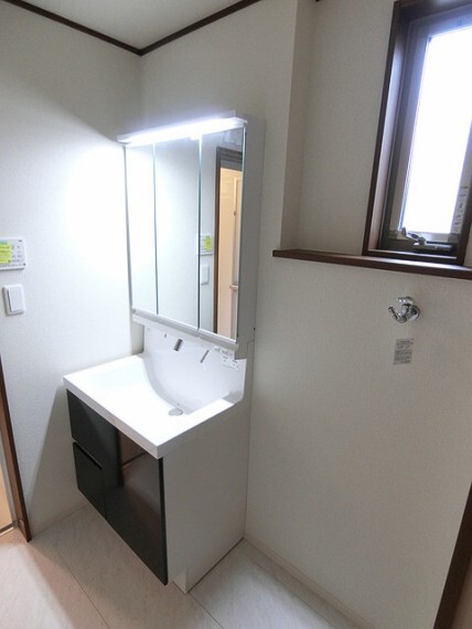 同仕様写真(内観) ※.施工例(実際とは設備仕様間取りなどが異なる場合がございますのでお近くのモデルルームにご案内致します。)