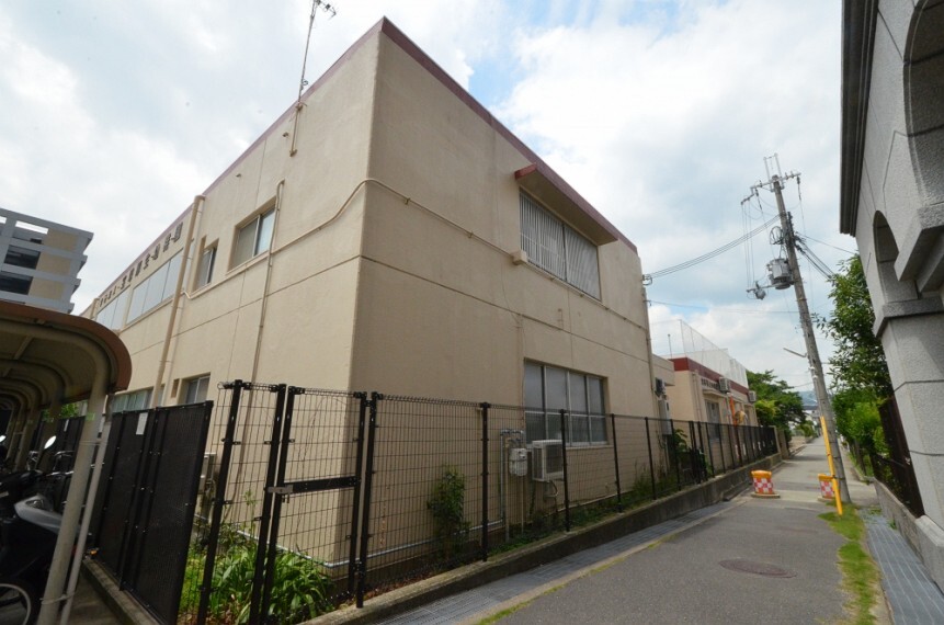 幼稚園・保育園 【幼稚園】宝塚厚生幼稚園まで704m