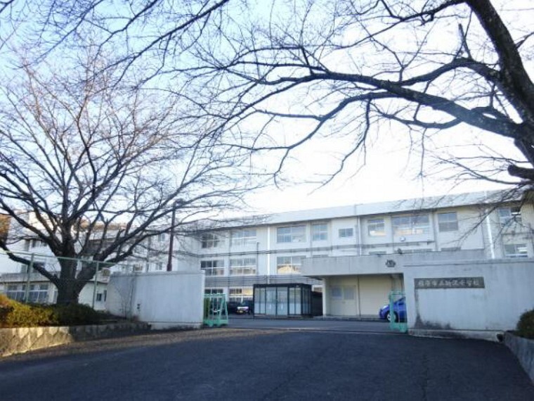 小学校 新沢小学校