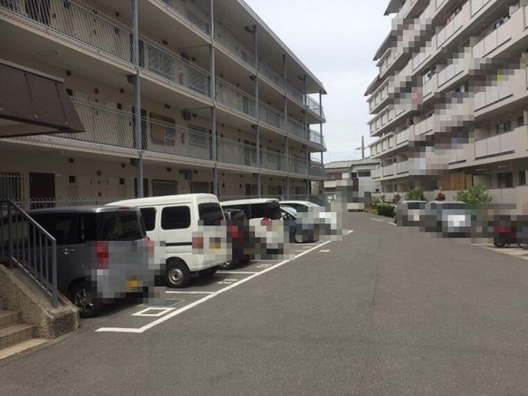 敷地内駐車場
