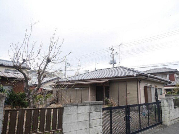 外観写真 敷地面積は約79坪あり、ゆとりある広さの物件です。