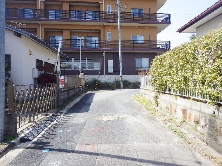 現況写真 北西 前道 私道
