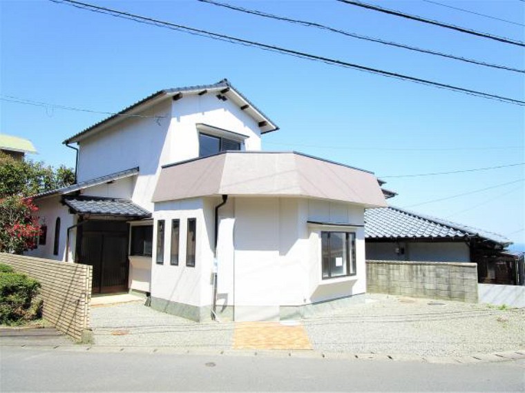  Tokura