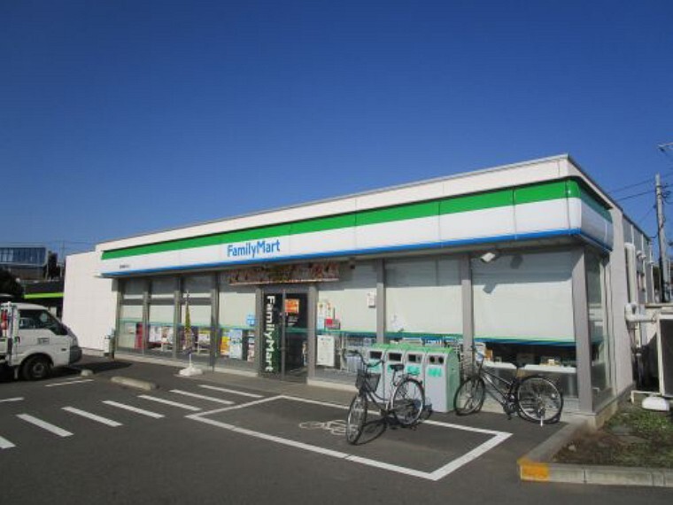 コンビニ 【コンビニエンスストア】ファミリーマート 船橋駿河台店まで43m