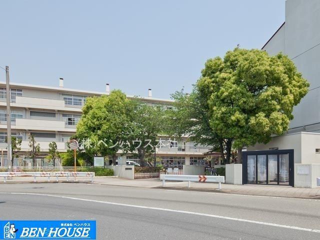 中学校 横浜市立大鳥中学校 徒歩7分。