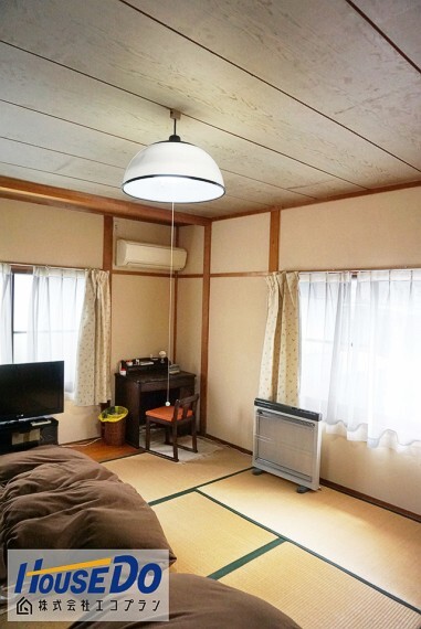 和室 2階の和室はお部屋が広いので、 お子様部屋にぴったりです! 畳はフローリングに比べて音を吸収するので遊び場として最適ですね