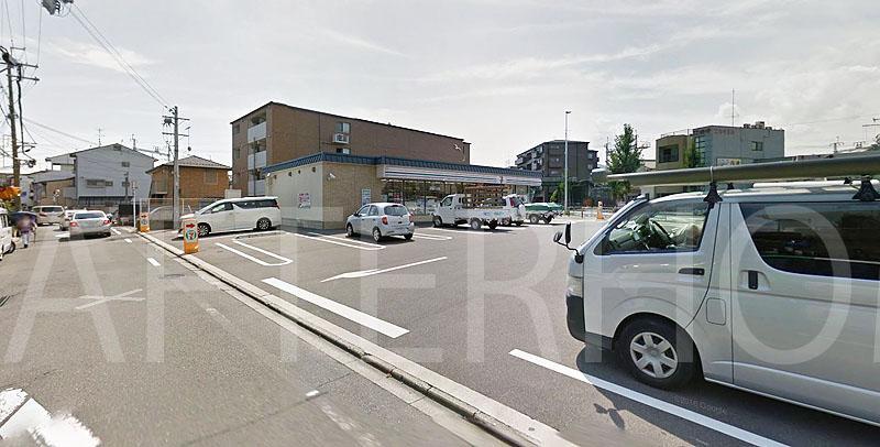 コンビニ セブンイレブン京都上桂前田町店