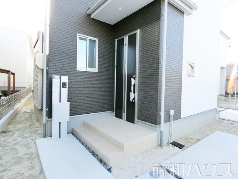 玄関 3号棟 玄関 【北名古屋市熊之庄十二社】