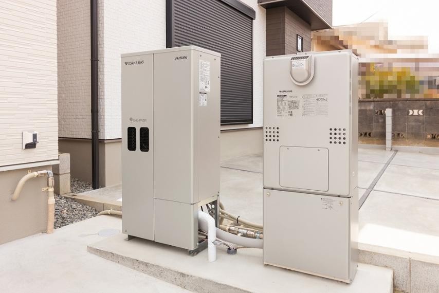 発電・温水設備 ソラエネスマート(太陽光発電システム×エネファーム)を採用した、光熱費を低減できるエコ住宅です。