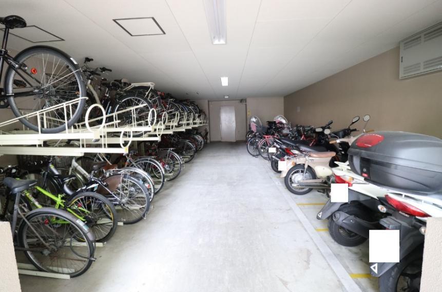 駐輪場 駐輪場、バイク置場ございます。