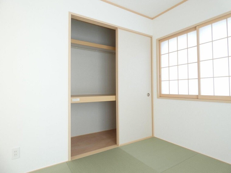 収納 障子からもれる優しい日差しはお子様のお昼寝にもぴったりですね