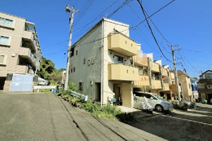 現況写真 閑静な住宅地で小さなお子様がいるご家族にも安心です。