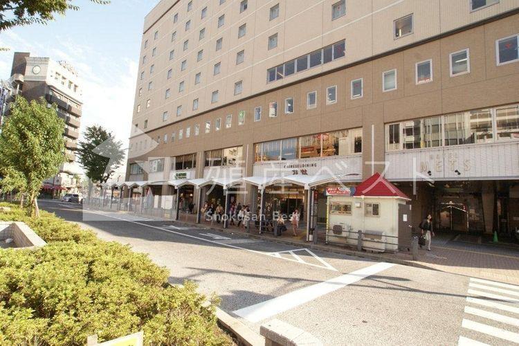 高円寺駅(JR 中央本線) 徒歩4分。
