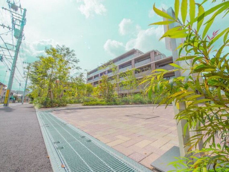 外観写真 外観デザインは、爽やかな色調と共に、フレッシュで清潔感のある意匠となっています。