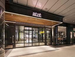 ショッピングセンター アトレ品川 徒歩11分。