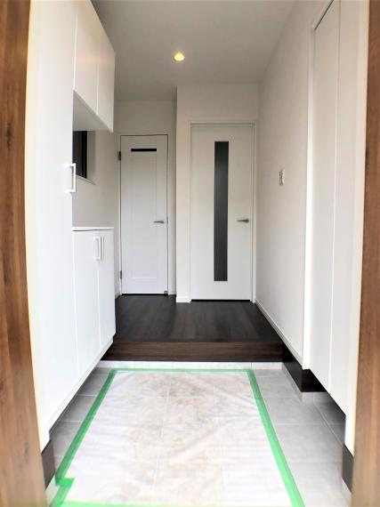 玄関 玄関
