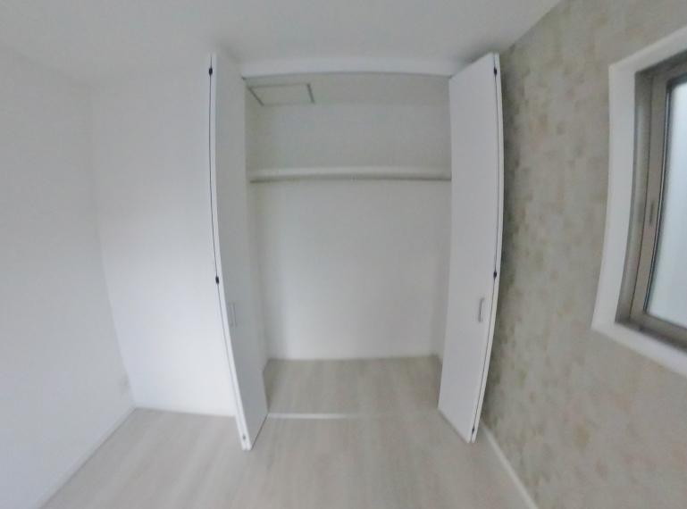 収納 洋室 クローゼット