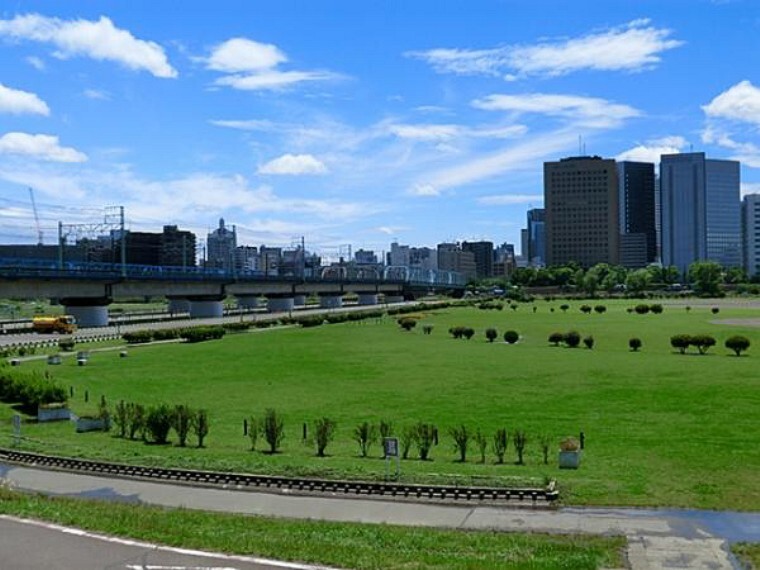周辺の街並み 多摩川緑地