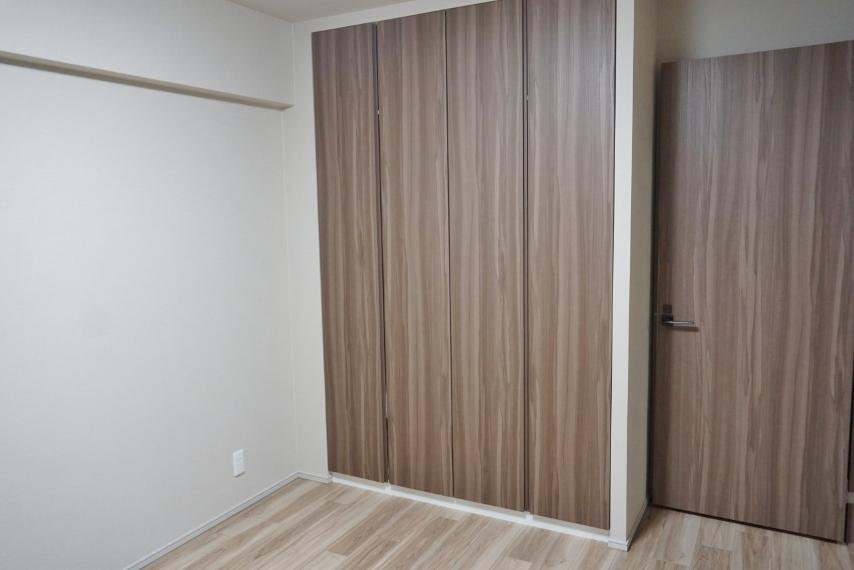 収納 このお部屋、とにかく収納がたくさんあります!
