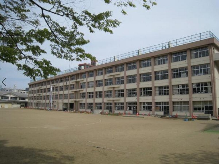 小学校 仙台市立榴岡小学校