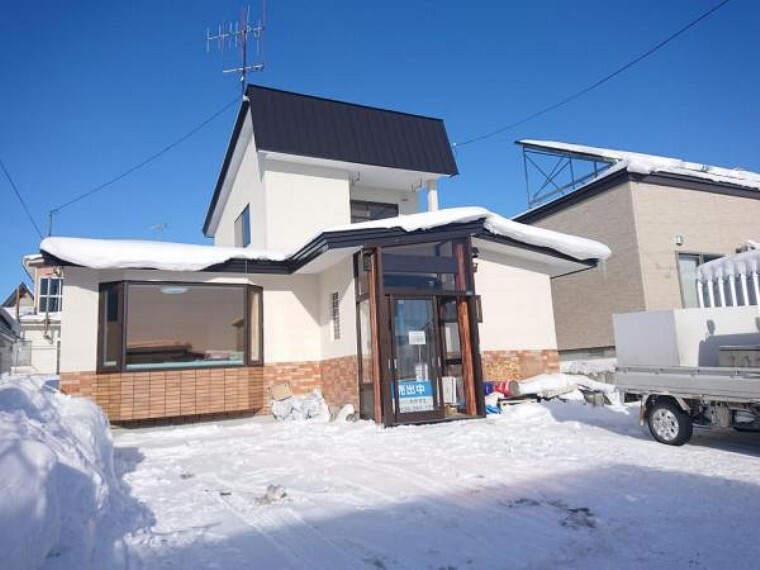 外観写真 売主として累計5万戸以上の住宅をリフォームして販売してきた経験に基づき、一戸一戸、土地や建物に合わせてリフォームを行っています。ぜひとも現地でご確認ください。