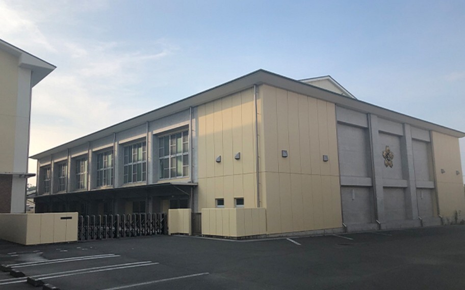 雄踏小学校