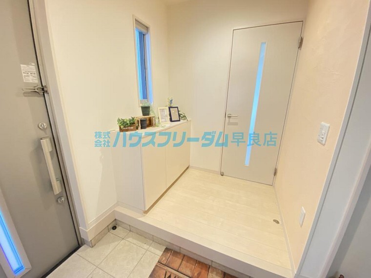 玄関 玄関