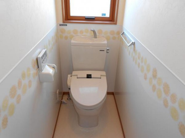 トイレ 【トイレ】二階フロアにもトイレを設置。