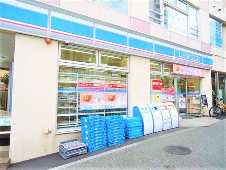 コンビニ 近くにコンビニがあり、ちょっとしたお買い物がしたい時に便利です。