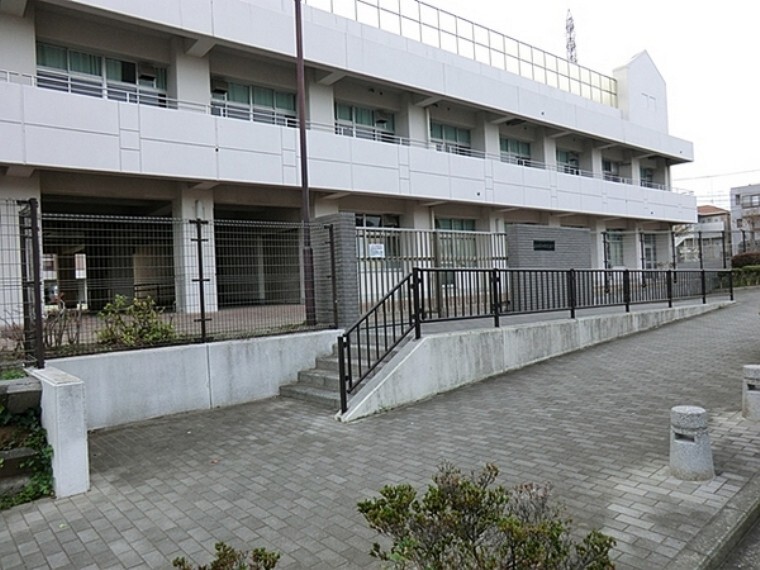 中学校 横浜市立岩井原中学校