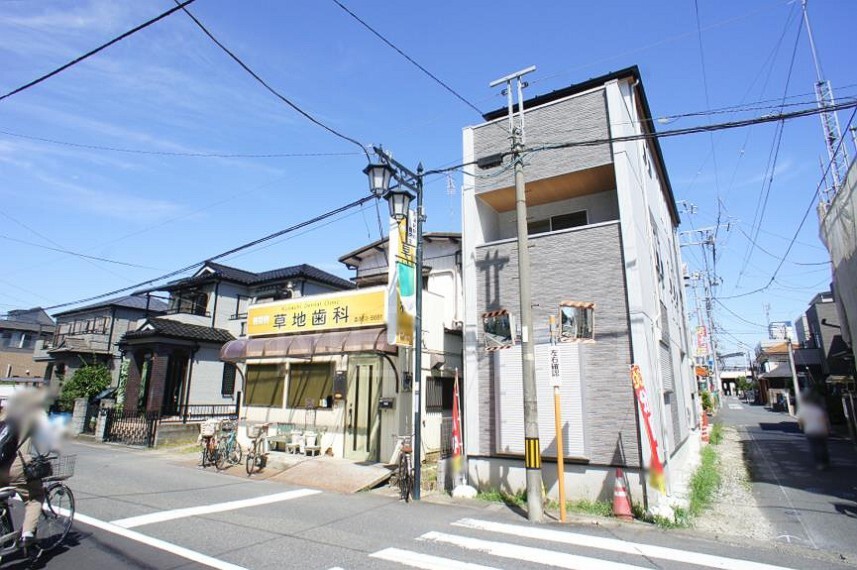 現況写真 見通しの良さとともに、街並みに開放感を与えてくれます。