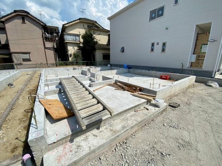 周辺の街並み 現地写真です。完成が楽しみですね!