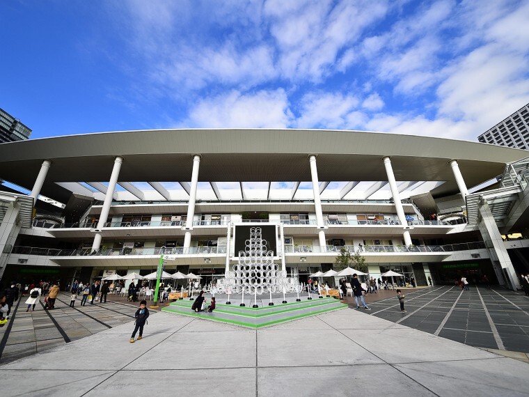 ショッピングセンター ラゾーナ川崎(川崎駅直結のショッピングモール。ショッピングはもちろん109シネマズ川崎で映画も楽しめます。各種イベントも多く開催されます。)