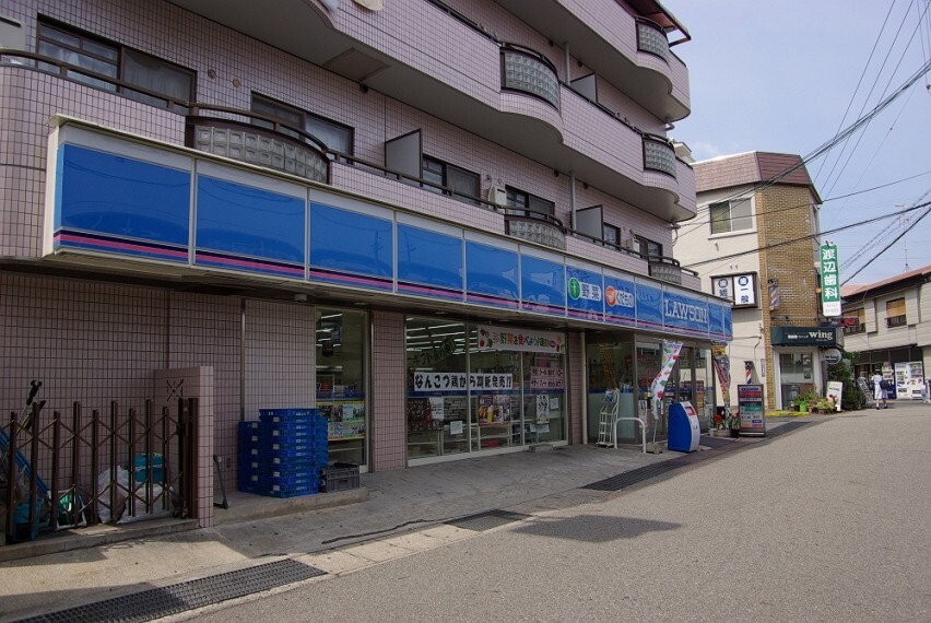 コンビニ 【コンビニエンスストア】ローソン中山寺店まで278m