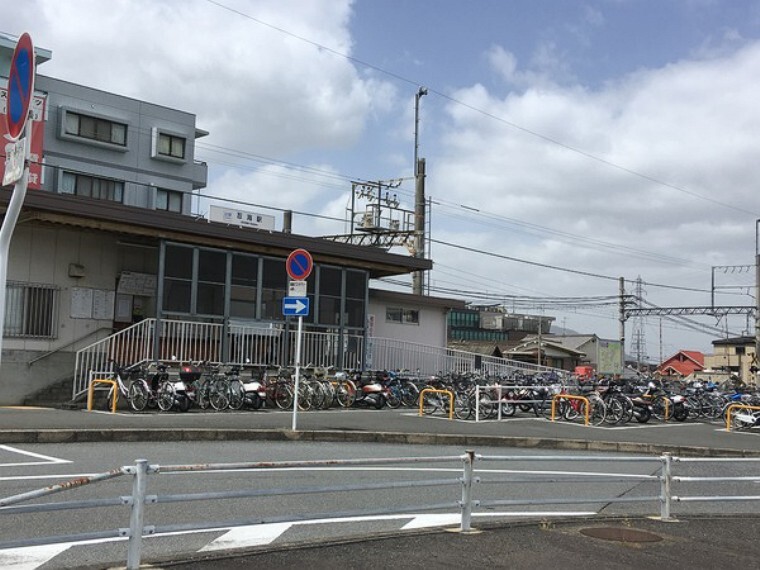 近鉄忍海駅