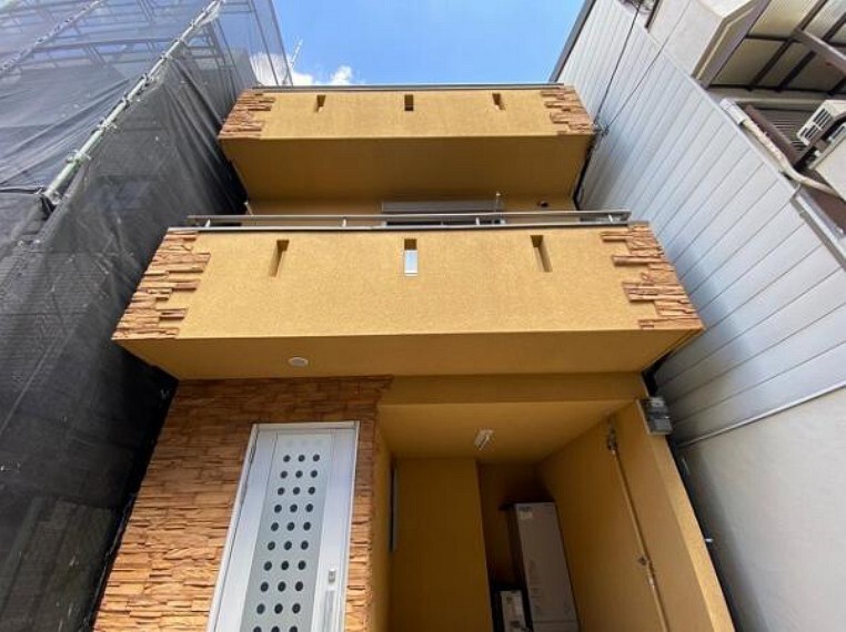 外観写真 南向きバルコニーで洗濯物も良く乾きます