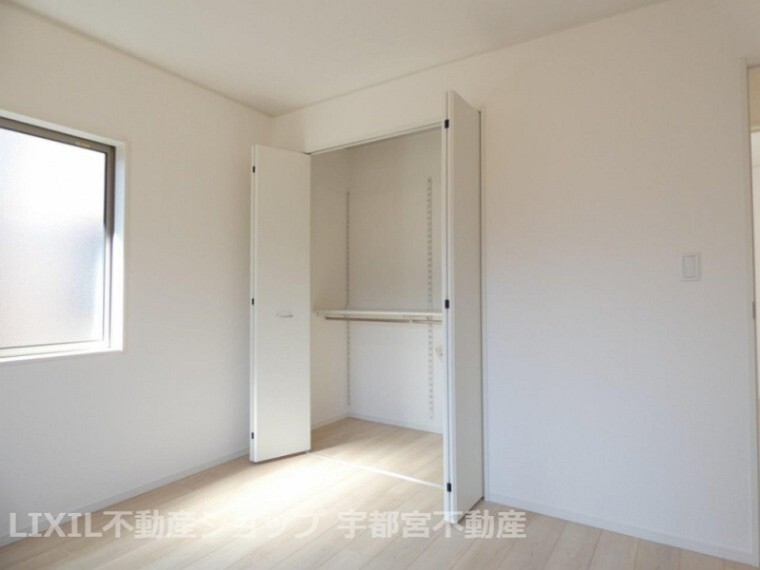 収納 各居室に収納があるため、お部屋がスッキリ広くお使え頂けます!