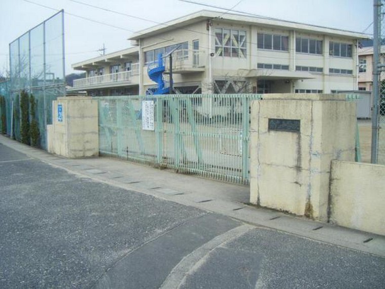 小学校 浅口市立金光小学校
