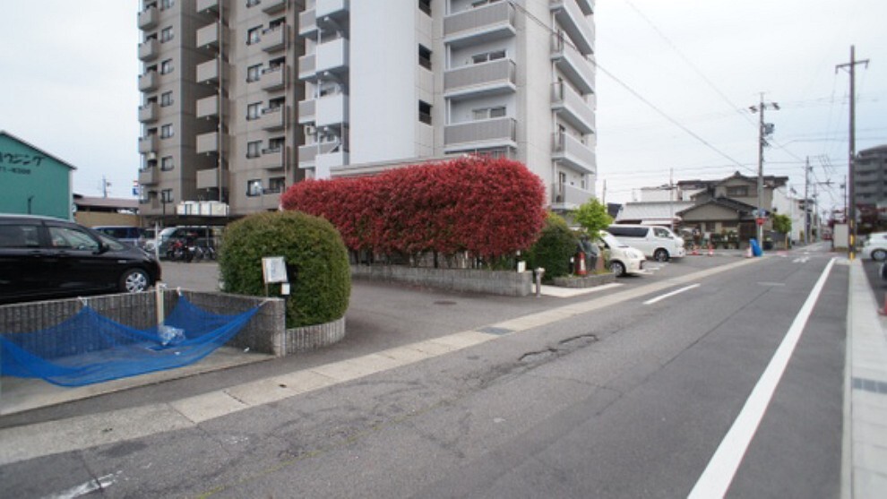 現況写真 南側道路に面しているので暖かです。